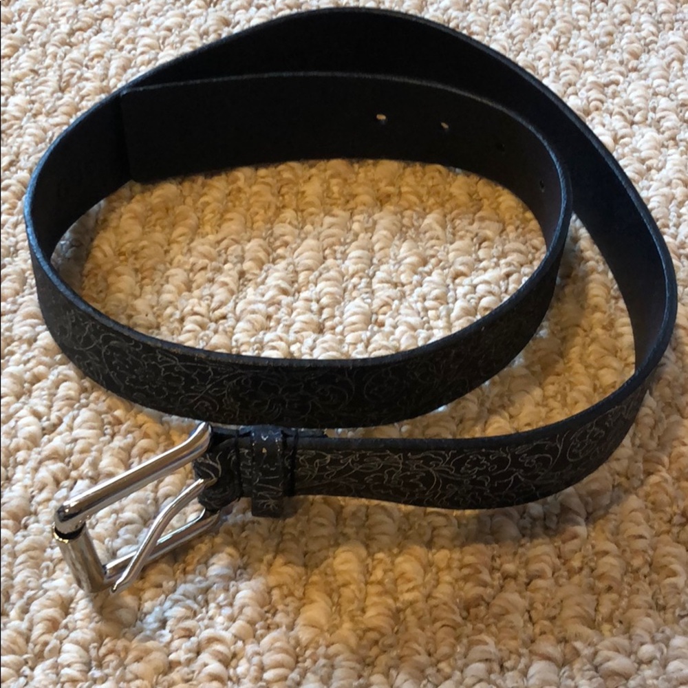 Guess Belt